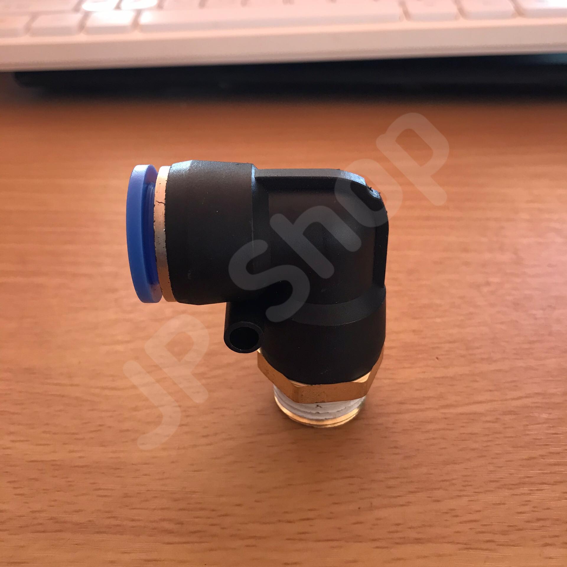 ข้อต่อลม ฟิตติ้งสายลม 16 มม. ข้อต่อ PL-16-04 #16042