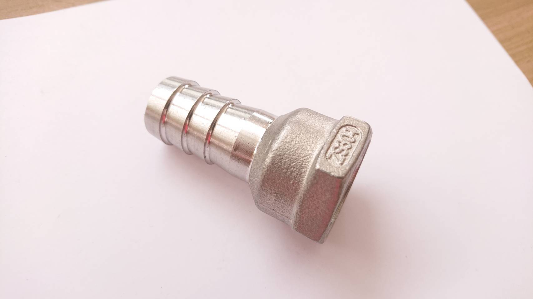 หางปลาสแตนเลส npt 3/4นิ้ว(6หุน) เกลียวตัวเมียหางไหล ขั้วต่อแบบมีหนาม 20มม.#3420304