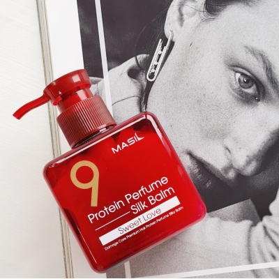 Masil 9 Protein Perfume Silk Balm 180 ml. กลิ่น Sweet Love มาส์กบำรุงผม (1ขวด)