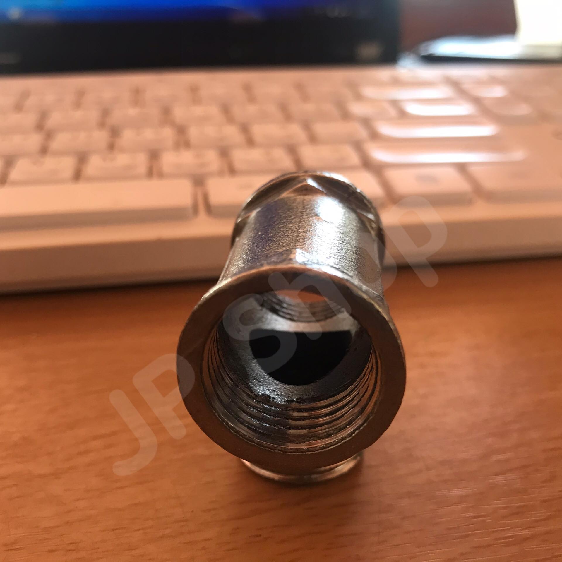 ข้อต่อสามทางสแตนเลส304 ขนาด 4 หุน ข้อต่อ สแตนเลส 4 หุน สามทาง #3354