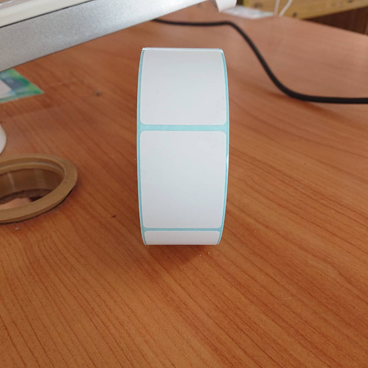 สติ๊กเกอร์บาร์โค้ดความร้อนแนวตั้ง เทอร์มอล สติ๊กเกอร์ ลาเบลม้วน ป้ายสติ๊กเกอร์ ฉลาก ฉลากการจัดส่ง สติ๊กเกอร์บาร์โค้ด กระดาษความร้อน ขนาด 30*40*800ดวง#3040800