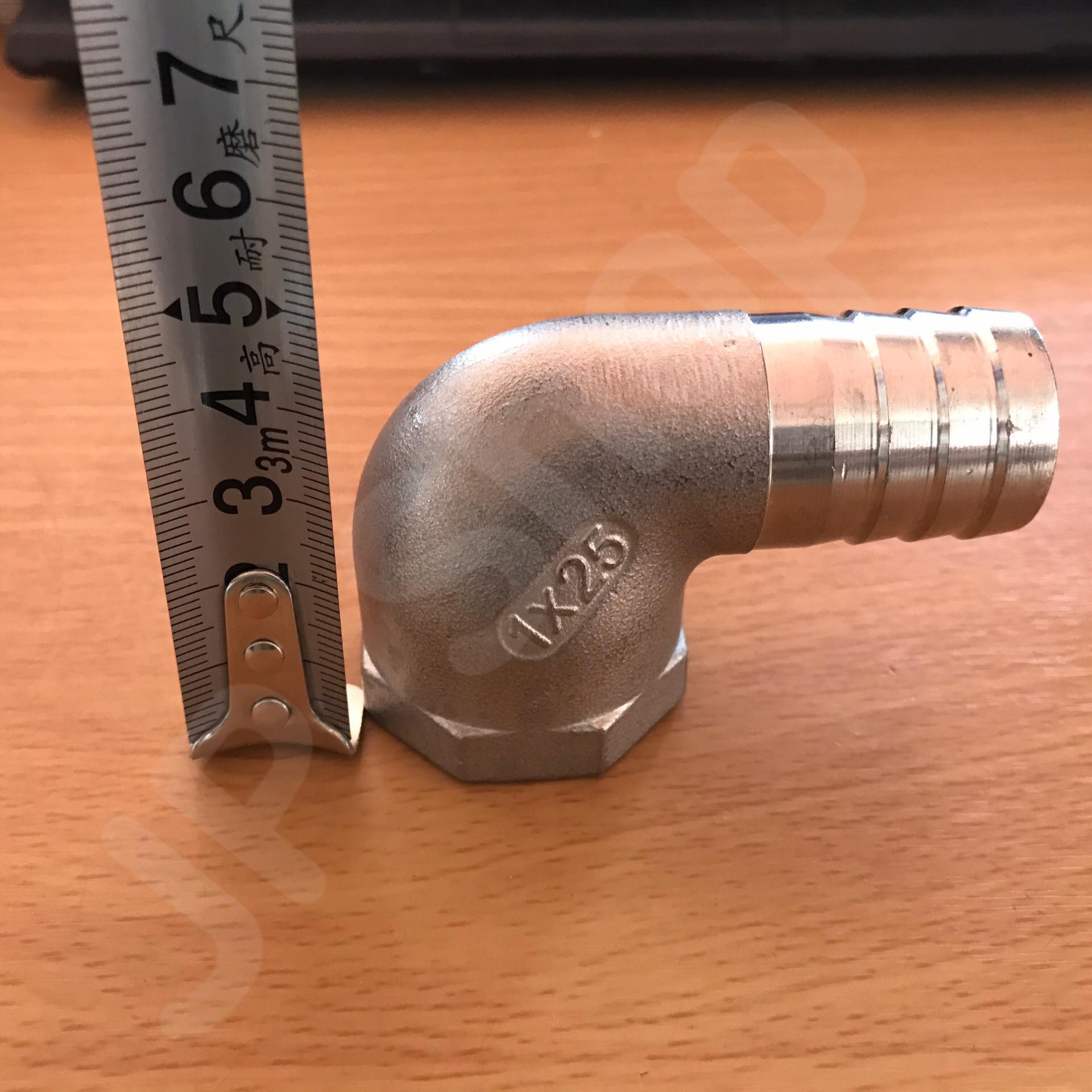 ข้องอเกลียวใน สแตนเลส 304 ขนาด 1 นิ้ว หางไหล 25 mm. ราคาต่อ1 ชิ้น #105210