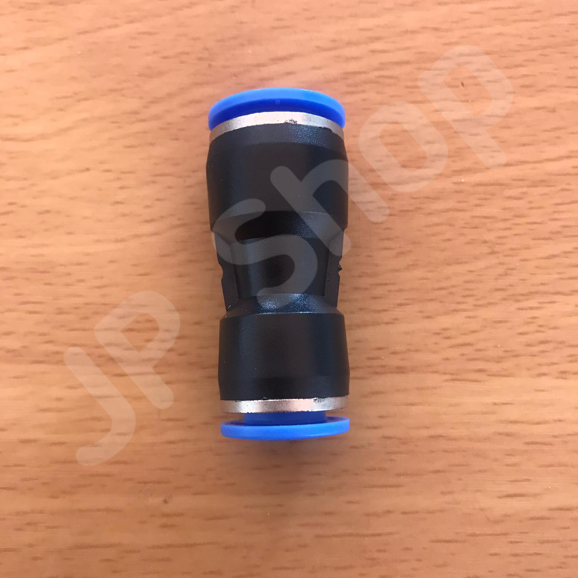 ข้อต่อลม PG 12-10 มม.-ต่อตรง ฟิตติ้งสายลม 12 ลด 10 มม. #120010