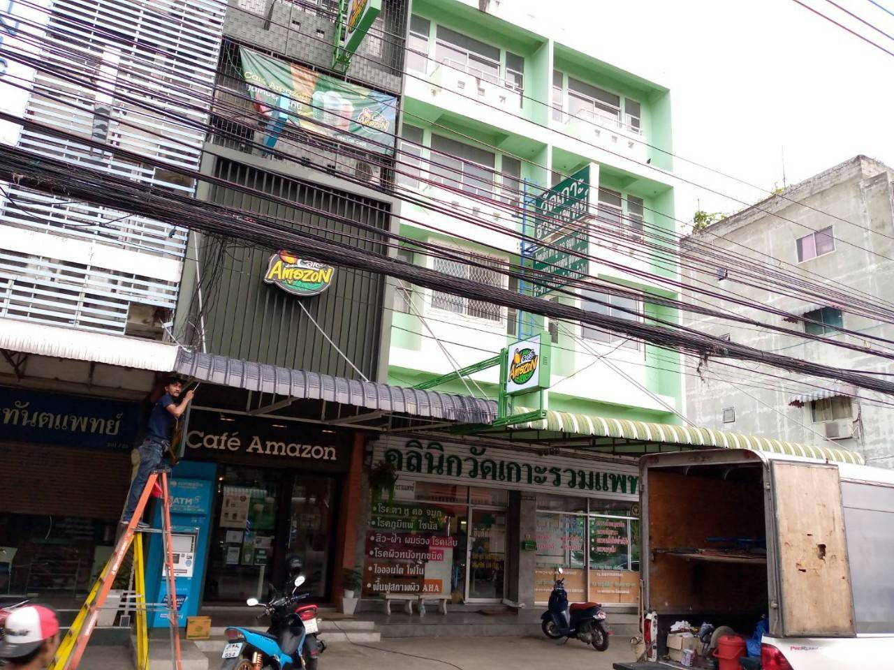 งานติดตั้งป้ายกล่องไฟร้าน cafe amazon