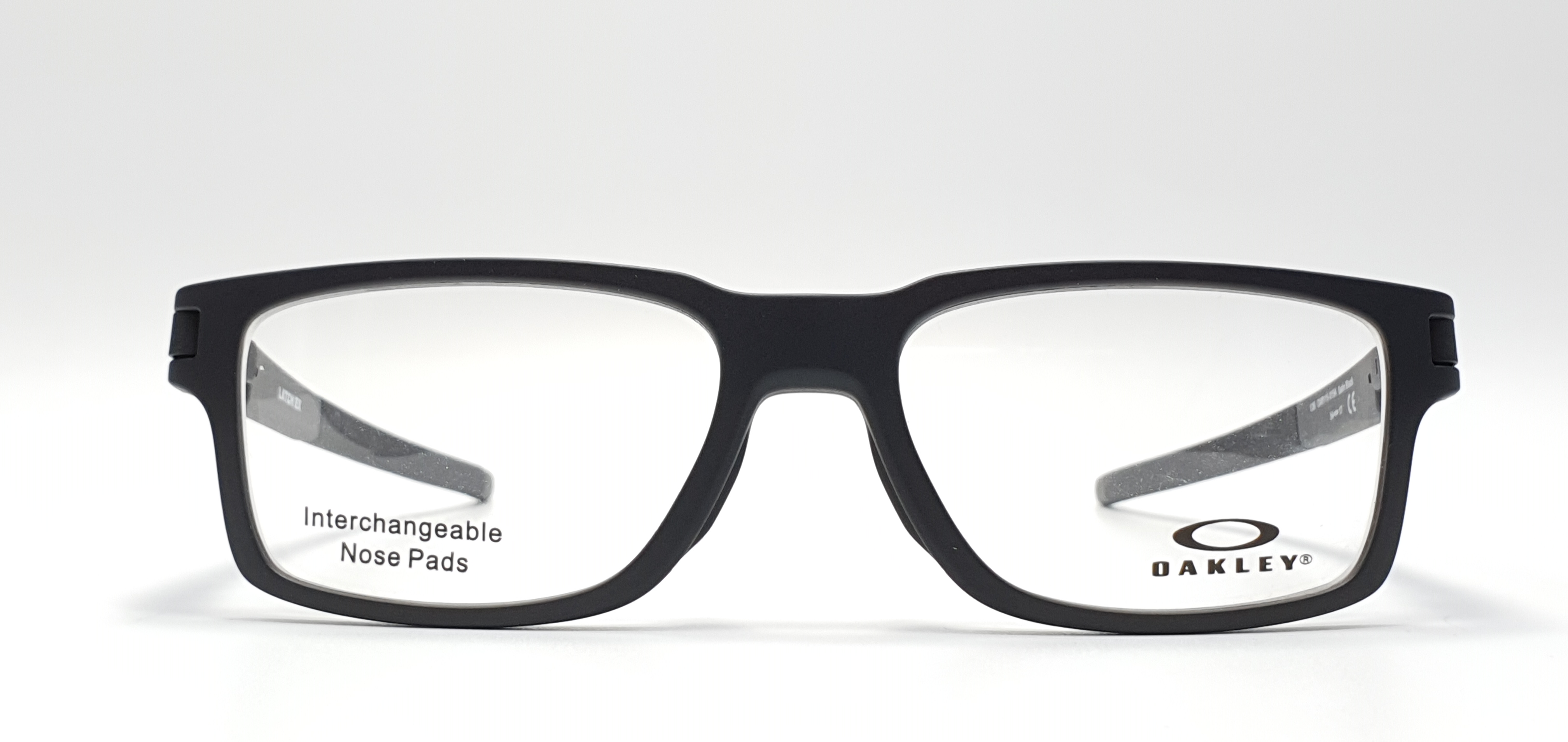 แว่นสายตา OAKLEY OX8115-01