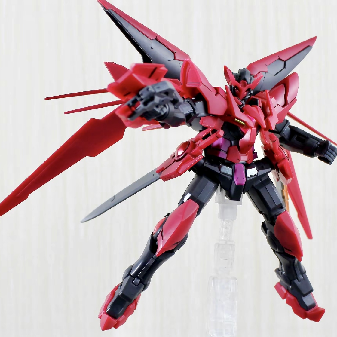 HG Exia Dark Matter Model 1/144 Mecha (with deluxe stand)