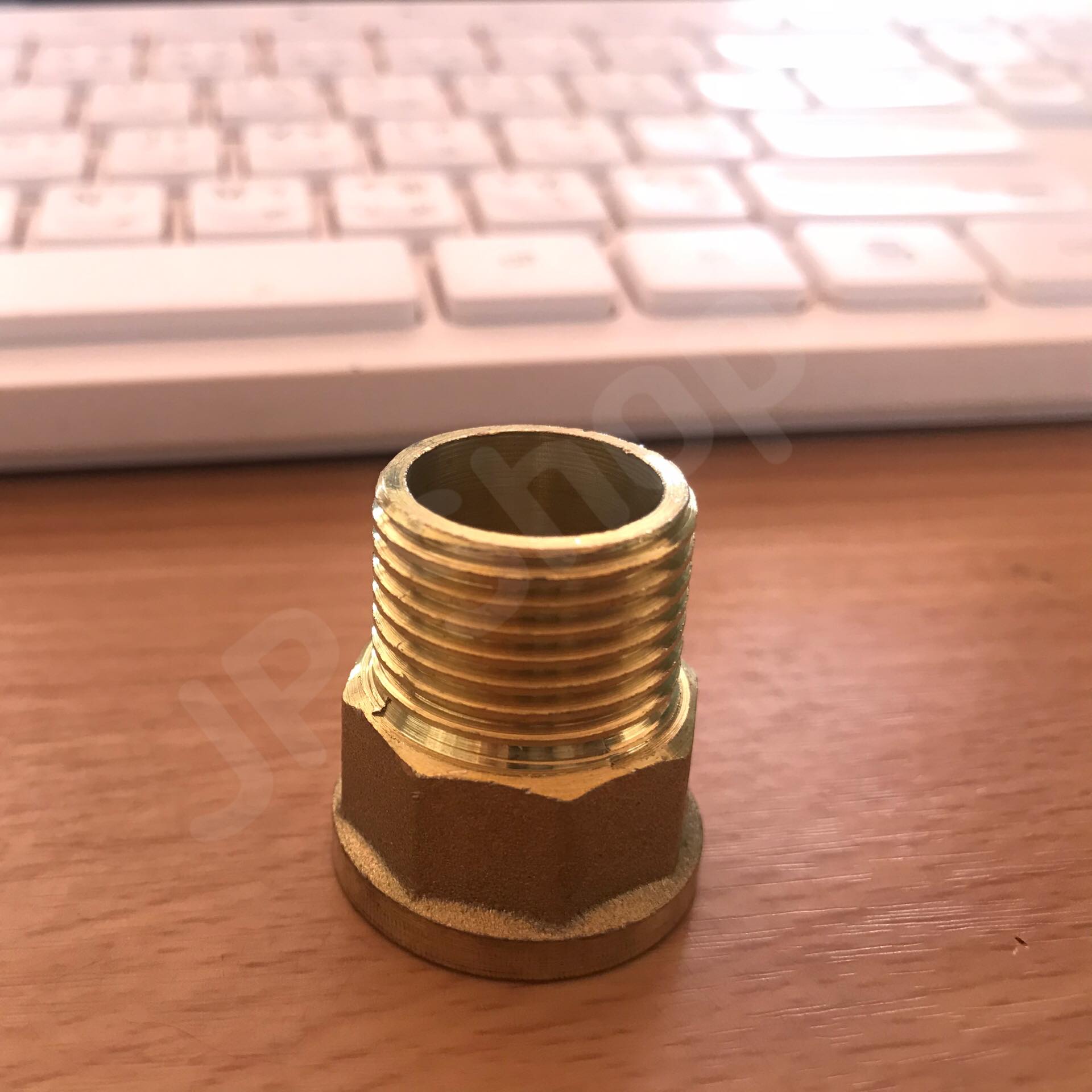 ข้อต่อตรงทองเหลือง เกลียวนอก-ใน ขนาด 4 หุน#0954