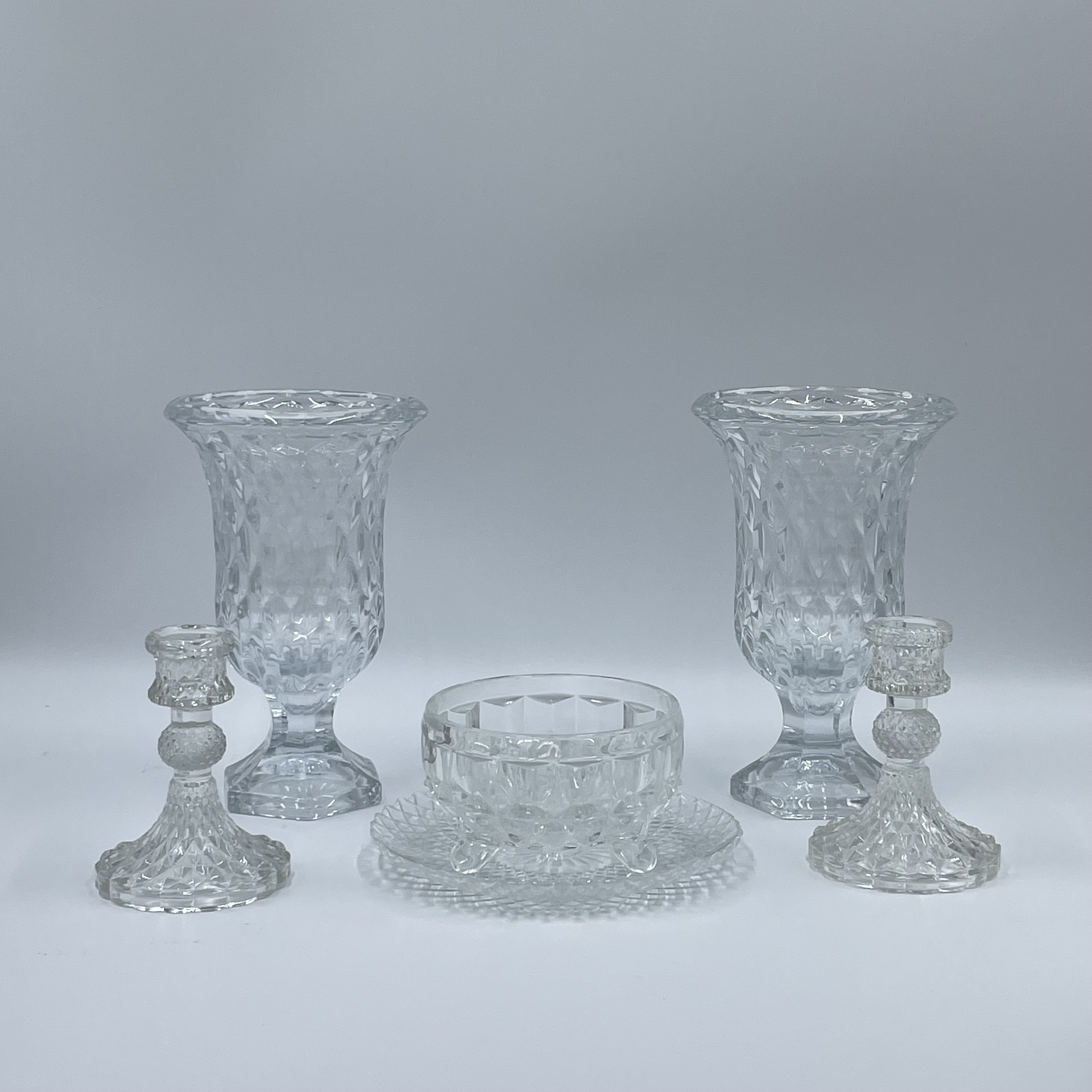 ชุดเบญจรงค์ แบบแก้ว