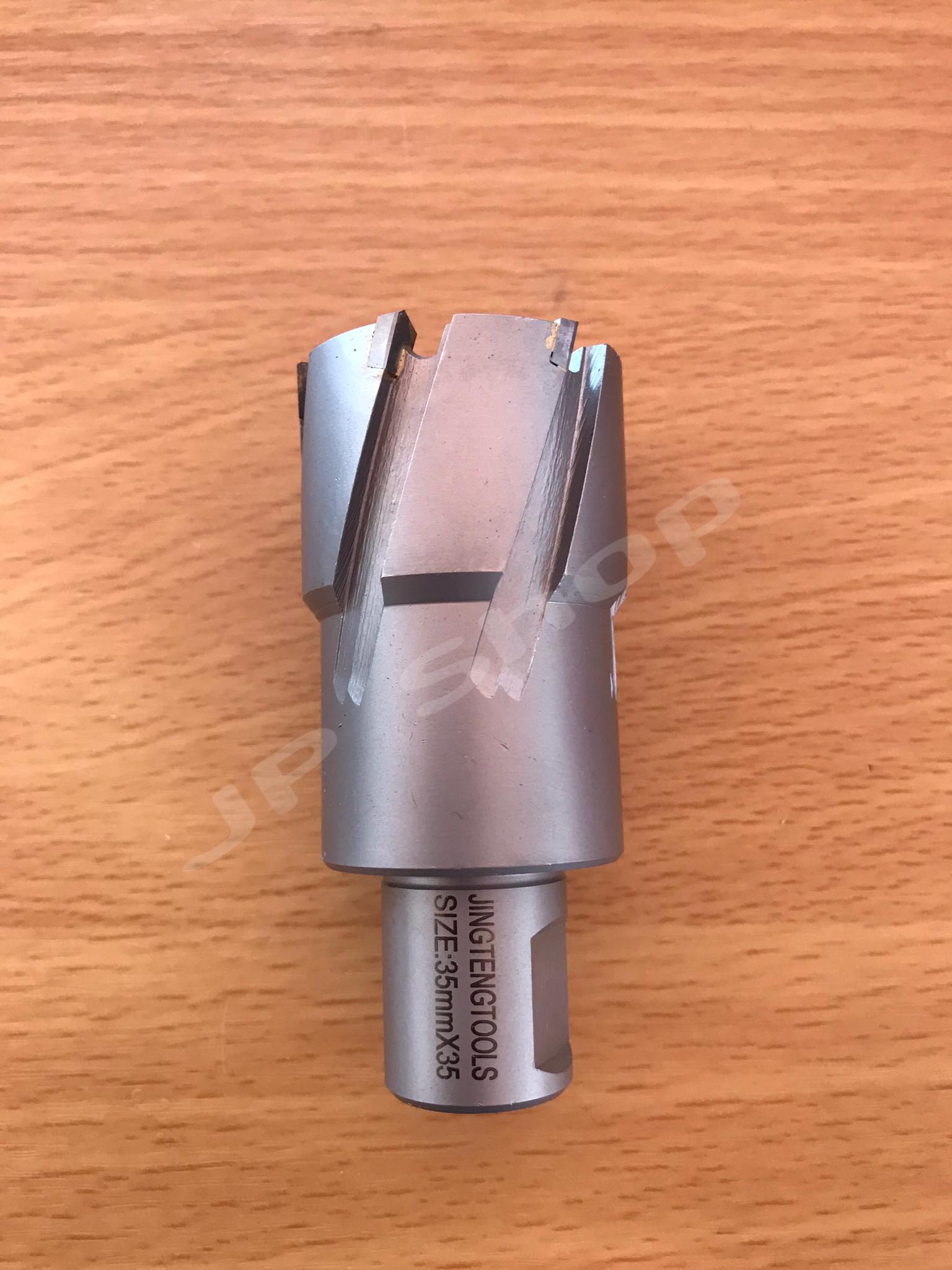 ดอกสว่านเจ็ทบอส แบบโฮลซอว์คาร์ไบสำหรับเจาะเหล็กหนา ด้วยสว่านแม่เหล็กไฟฟ้า ขนาด35*35 มม. #3535