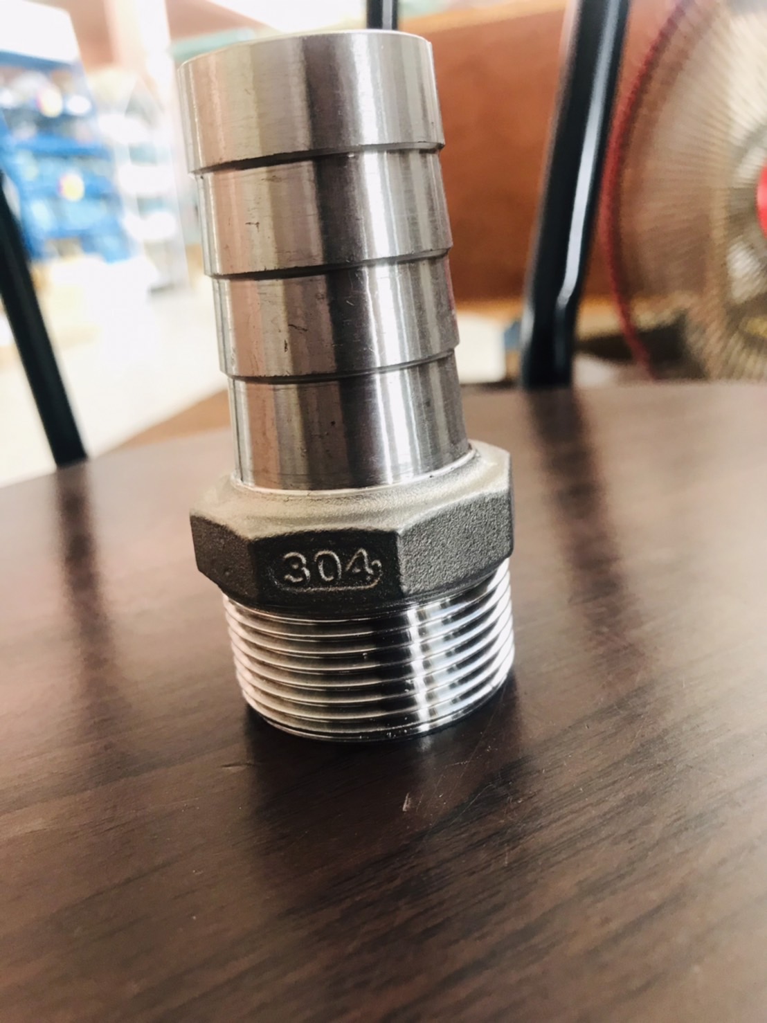 ข้อต่อตรงหางไหล 1 1/4 นิ้ว สแตนเลส 304 เกลียวนอก #12575