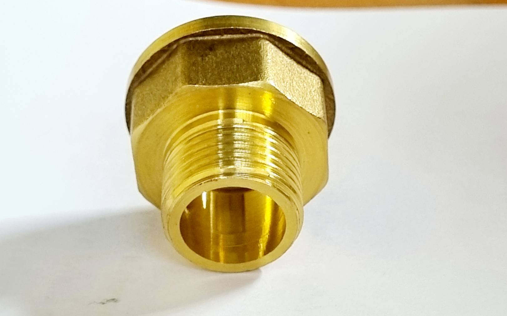 ข้อลดทองเหลือง เกลียวใน 6 หุน เกลียวนอก 4 หุน #2501