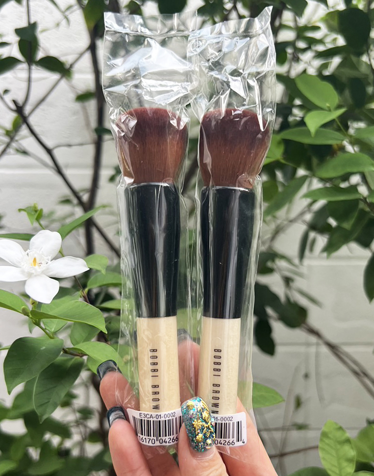 Bobbi Brown Mini Full Coverage Face Brush 5นิ้ว ของแท้ แปรงลงรองพื้น (1อัน)