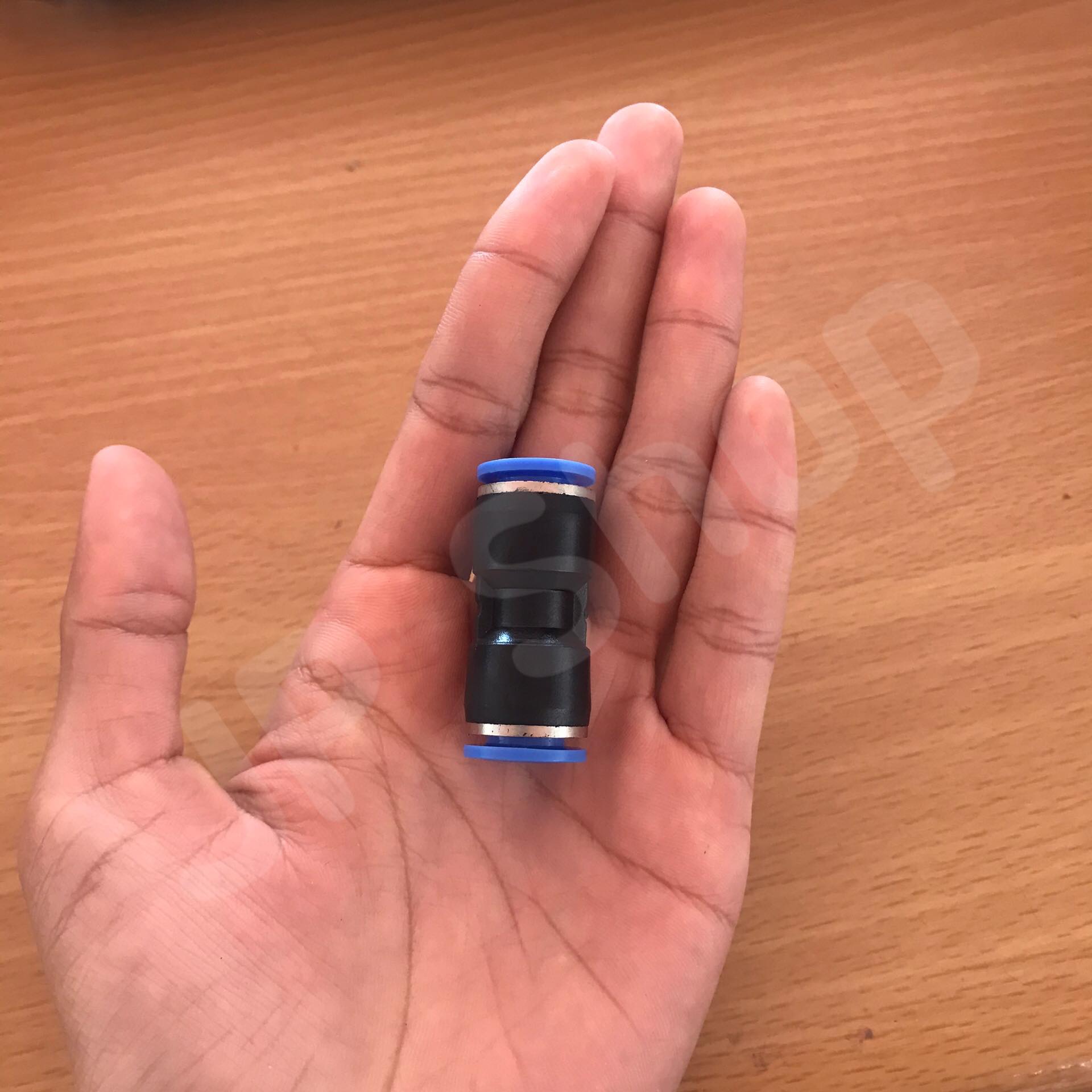 ข้อต่อลม PU 10 มม.-ต่อตรง ฟิตติ้งสายลม ต่อสายลม 10 มม. #9772