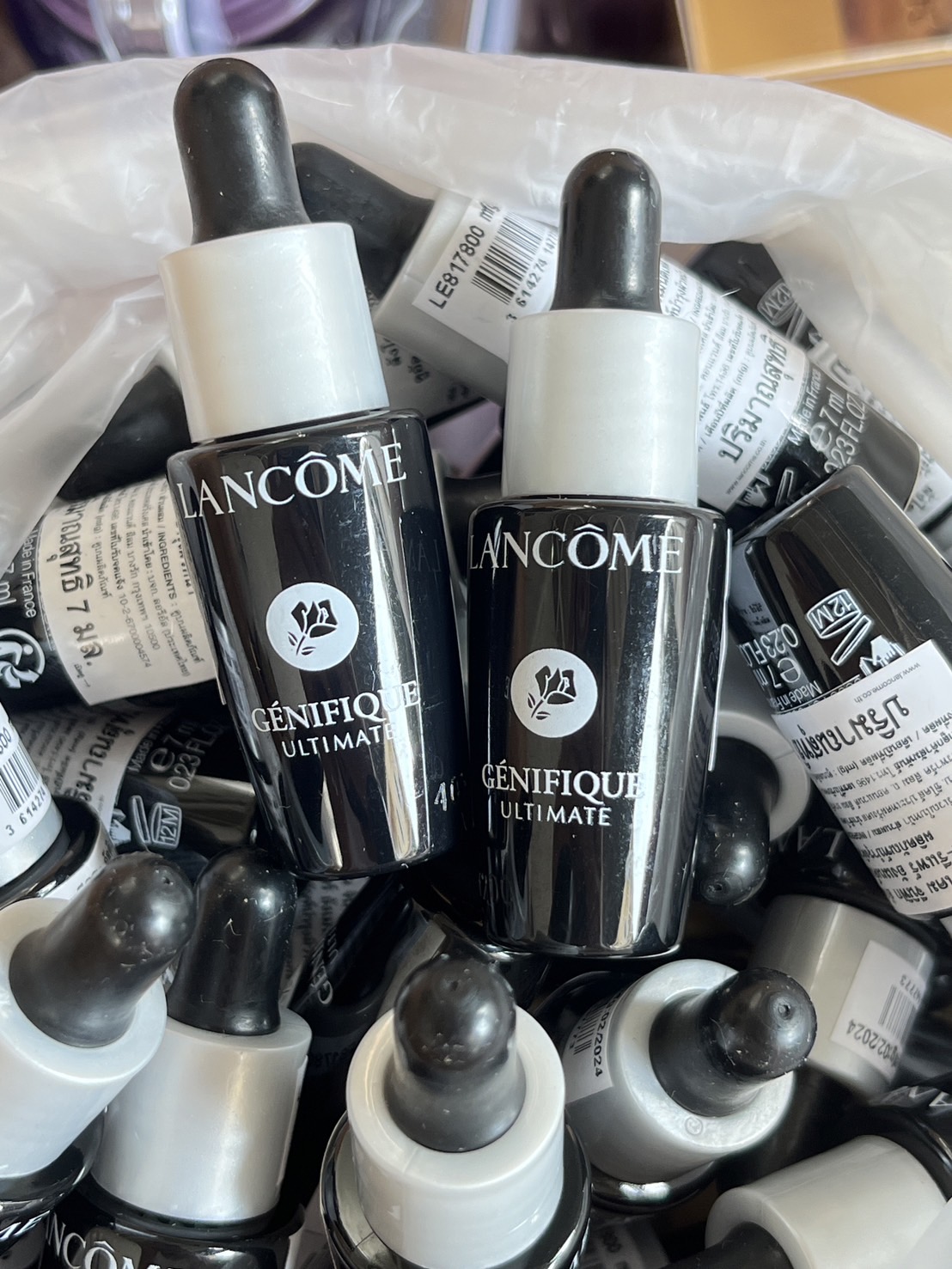 เซรั่มสูตรใหม่ Lancome Genifique Ultimate Serum 7ml. ขนาดทดลอง ของแท้ (1ขวด)