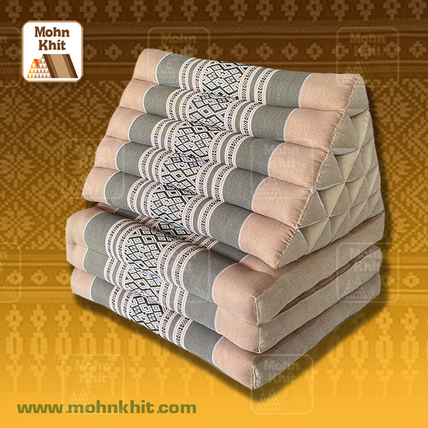 หมอนสามเหลี่ยมสีครีม'เบจ ลายขอชาววัง 15 ช่องเบาะ3 พับ//Tri-angle kapok Cream color with high antique pattern Traditional Floor Cushions 15 holes with 3 part of mattress.