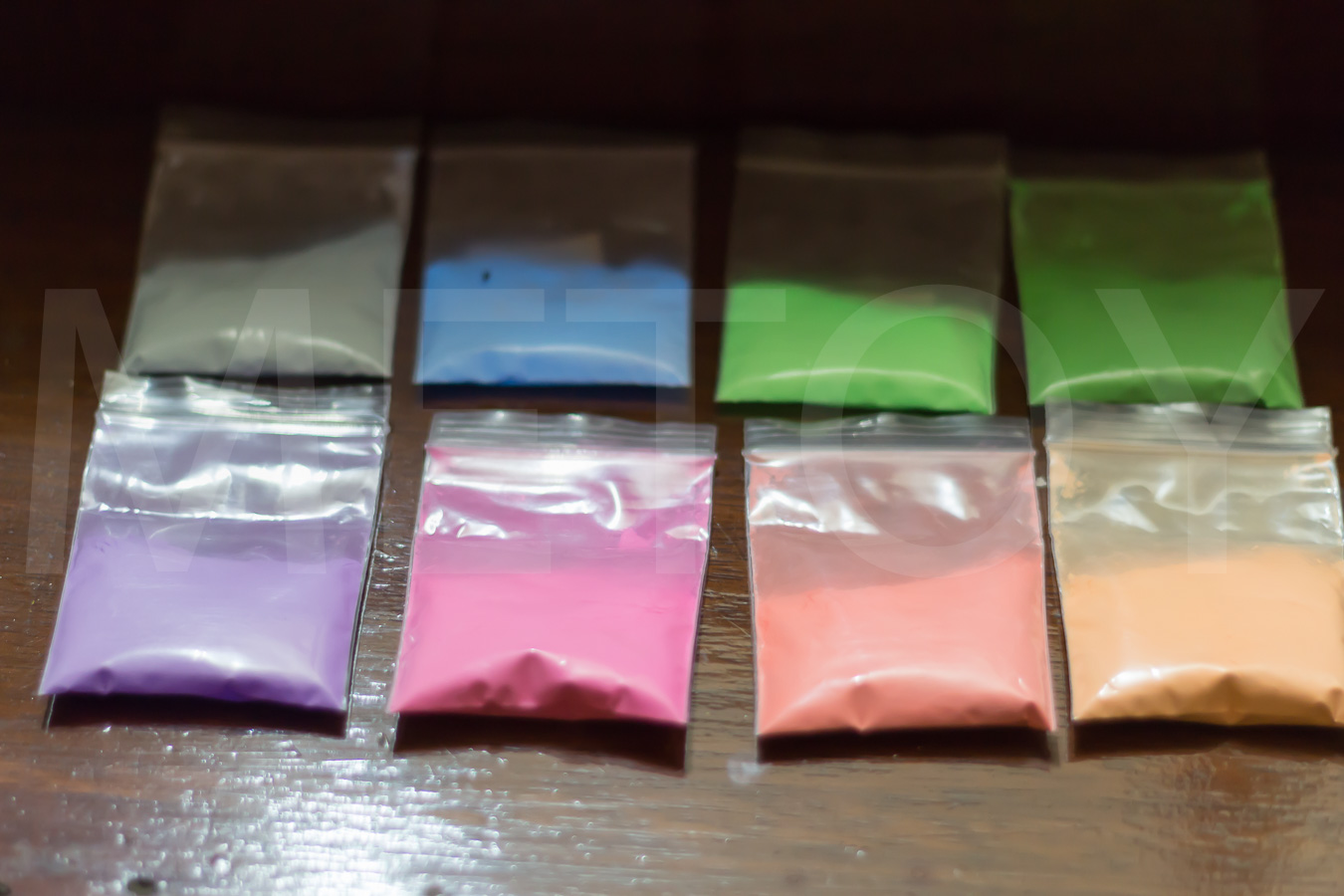 ผงเรืองแสงเม็ดละเอียด 20 กรัม