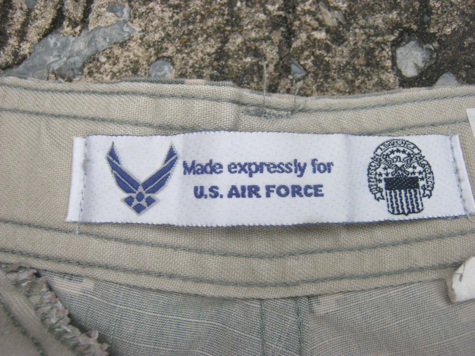 กางเกงทหารอากาศสหรัฐ ลายเสืออากาศ