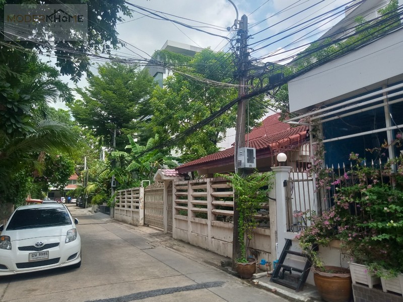 MH66016 ขายบ้านเดี่ยว 2 ชั้น ซอยอินทราภรณ์ 7 ถนนประดิษฐ์มนูธรรม เขตวังทองหลาง กรุงเทพมหานคร
