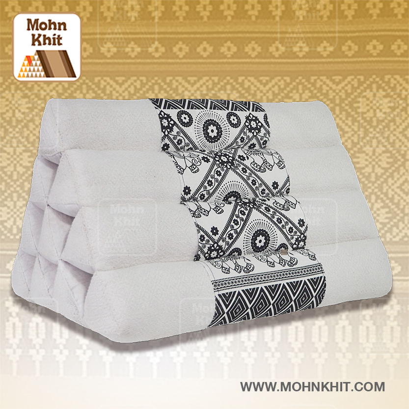 หมอนสามเหลี่ยม10ช่อง 50x28x30Cm.Decorate design Triangle kapok Traditional Floor Cushions 10 holes.