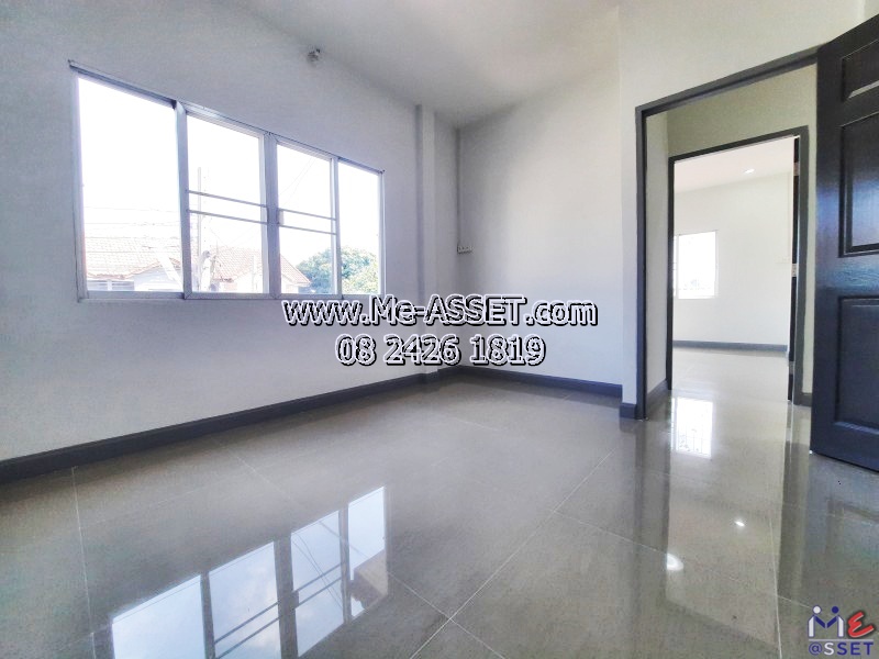 ขายทาวน์เฮ้าส์หลังริม รีโนเวทใหม่ ย่าน ท่าข้าม28 เทียนทะเล7 สะแกงาม บางขุนเทียน พระรามสอง : ม.พิศาล ท่าข้าม28 เฟส 7 : 2 ชั้น 31.3 ตร.วา