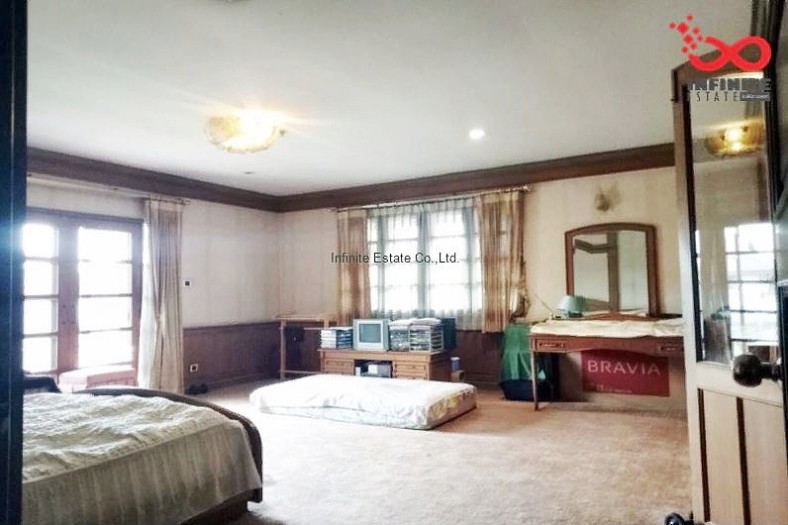 ขายบ้านเดี่ยว ม.เลคไซด์วิลล่า 2 ถ.บางนา-ตราด กม.7 ต.บางแก้ว อ.บางพลี สมุทรปราการ / พื้นที่ 2 ชั้น 371 ตารางวา