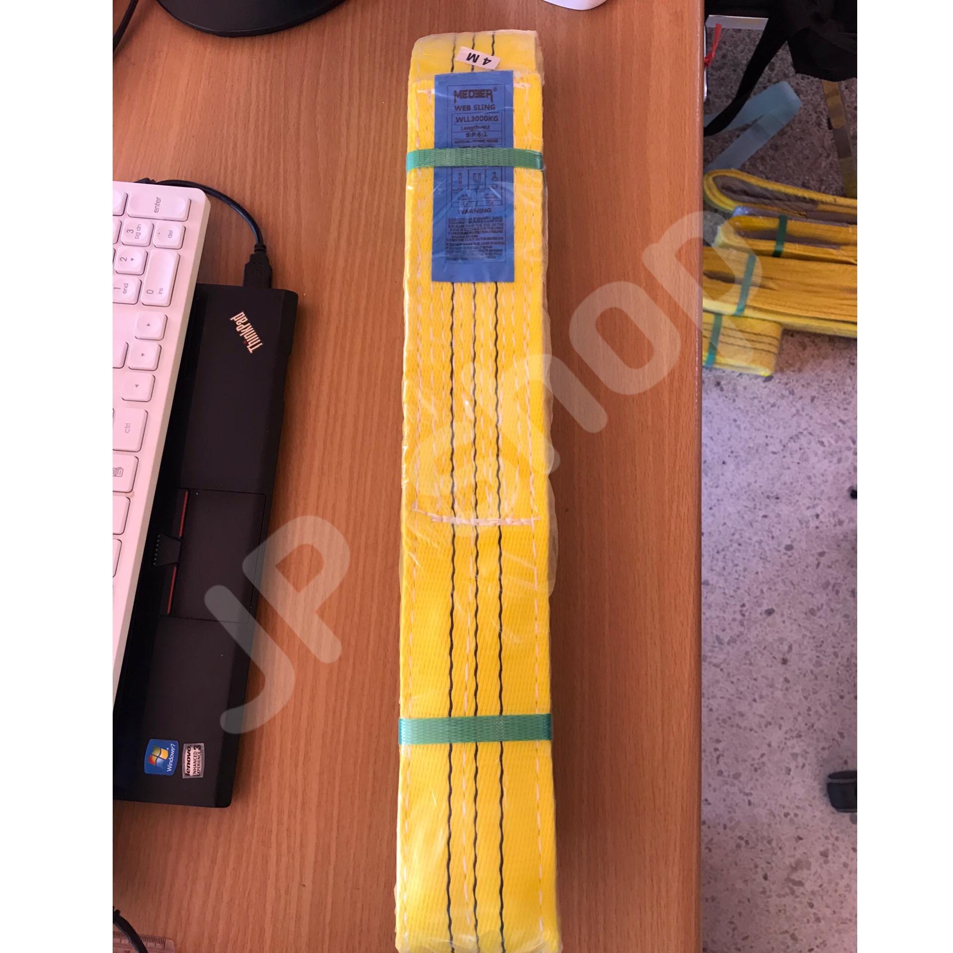 สายพานยกของขนาด 4 เมตร สีเหลือง หนา ทนทาน แข็งแรง สายสลิง ยกรถเครน สายยกของ อุปกรณ์ยกของหนักสลิงแบนแขวน สายลาก กว้าง 3 นิ้ว ยาว 4 เมตร ยกได้ 3 ตัน #05000