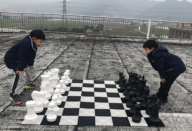 16" Giant Chess Set with Plastic Rubberized Vinyl Board ชุดหมากรุกยักษ์16นิ้ว+กระดานพลาสติกยาง
