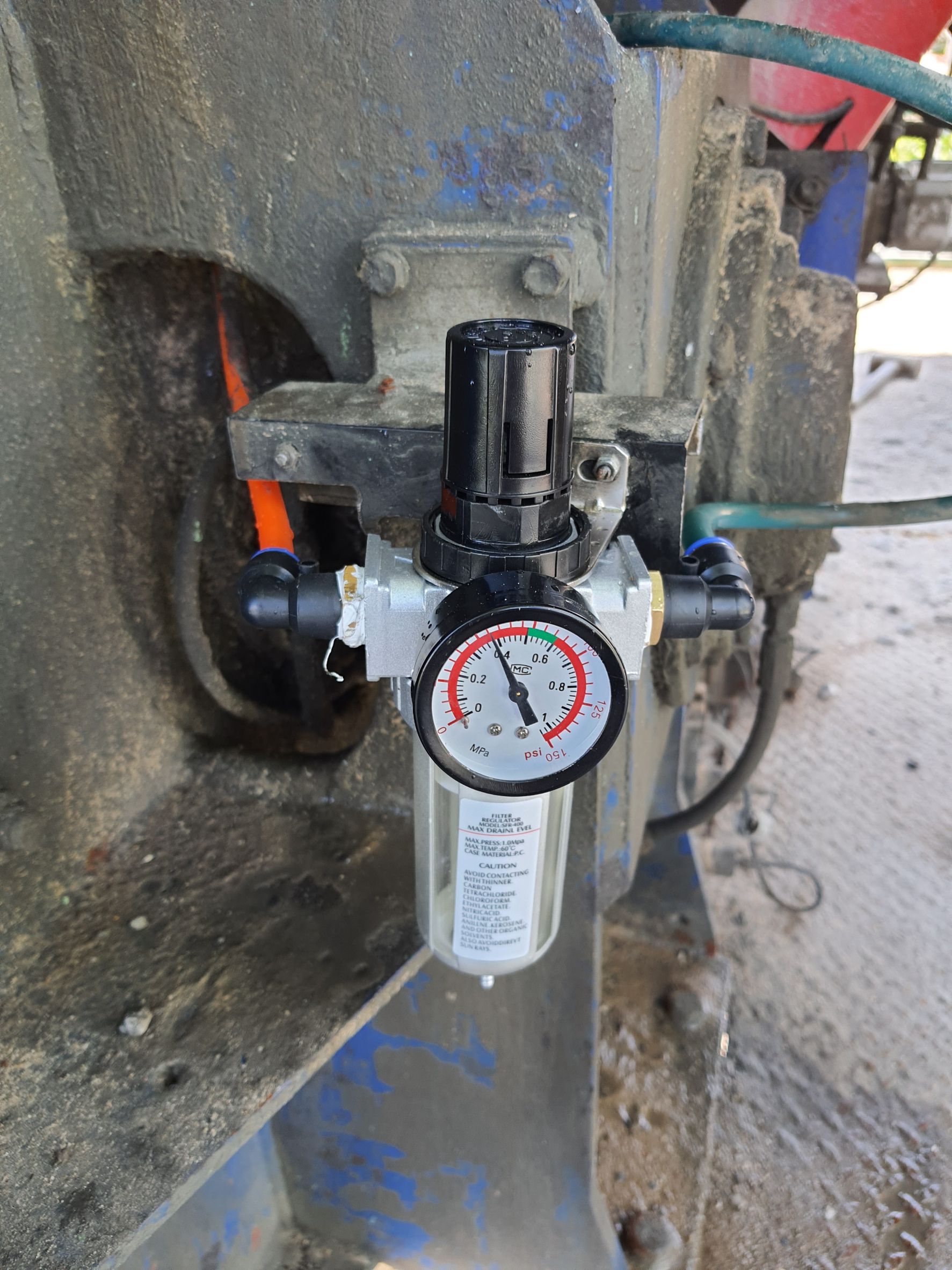 กรองดักน้ำ ขนาด 1/2." ( 4 หุน) AW4000-04 สนใจสั่งซื้อได้เลยยยย #2033