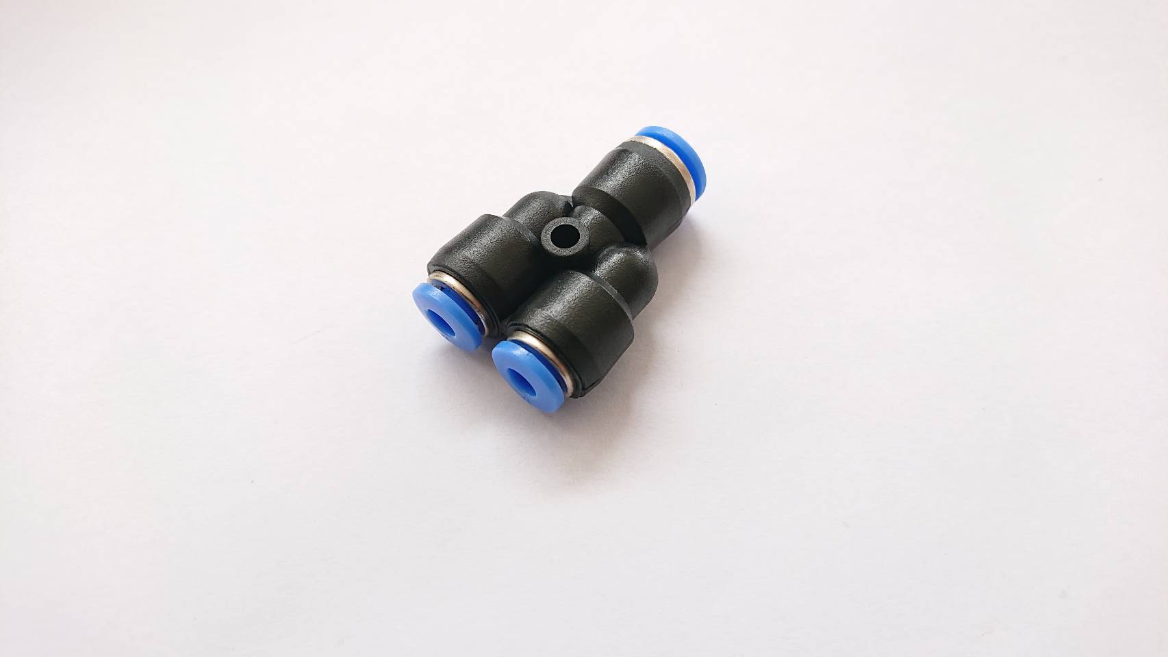 ข้อต่อลมสามทาง PW6,8,10,12-mm.-สามทาง ฟิตติ้งสายลม 3 Way Fitting