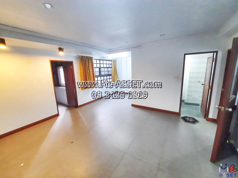 ขายและเช่าทาวน์เฮ้าส์ใกล้รถไฟฟ้า โซนปิ่นเกล้า อรุณอัมรินทร์ เชื่อมบรมราชชนนี จรัญสนิทวงศ์ ใกล้แยก 35 โบว์ รถไฟฟ้าสถานนีบางยี่ขัน เซ็นทรัลปิ่นเกล้า แบงค์ชาติ รพ.ศิริราช : มบ.ปิ่นจรัญวิลล่า : 3 ชั้น 32 ตร.วา