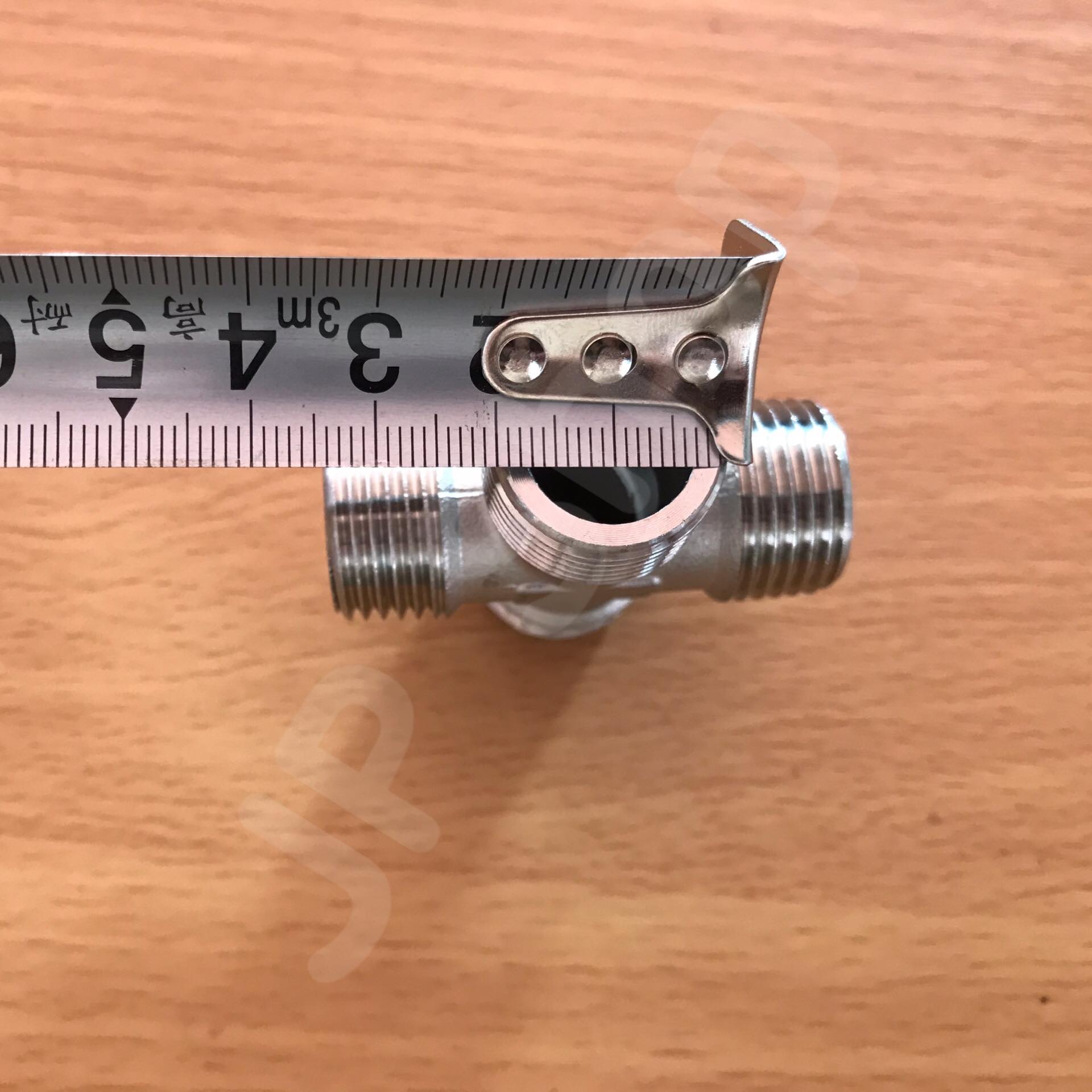 สี่ทางสแตนเลสเกลียวนอก NPT 4 หุน (12 มม.) ราคาต่อ1 ชิ้น #6095