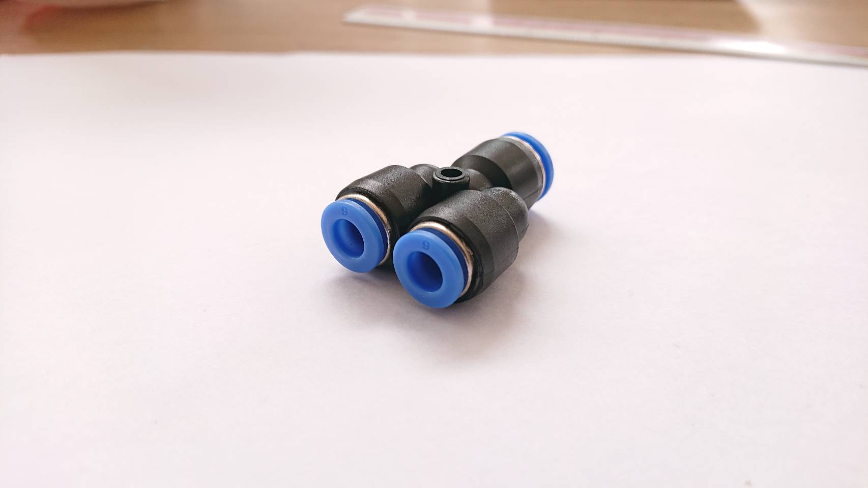 ข้อต่อลมสามทาง PW6,8,10,12-mm.-สามทาง ฟิตติ้งสายลม 3 Way Fitting