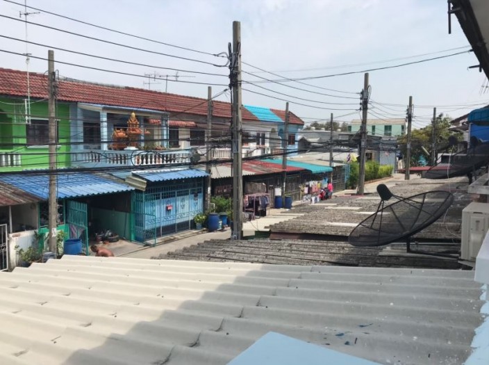 ขายทาวน์เฮ้าส์ ม.วีรวัฒน์ ถ.เพชรเกษม 94 แขวงบางแคเหนือ เขตบางแค กรุงเทพ / พื้นที่ 2 ชั้น 18 ตารางวา