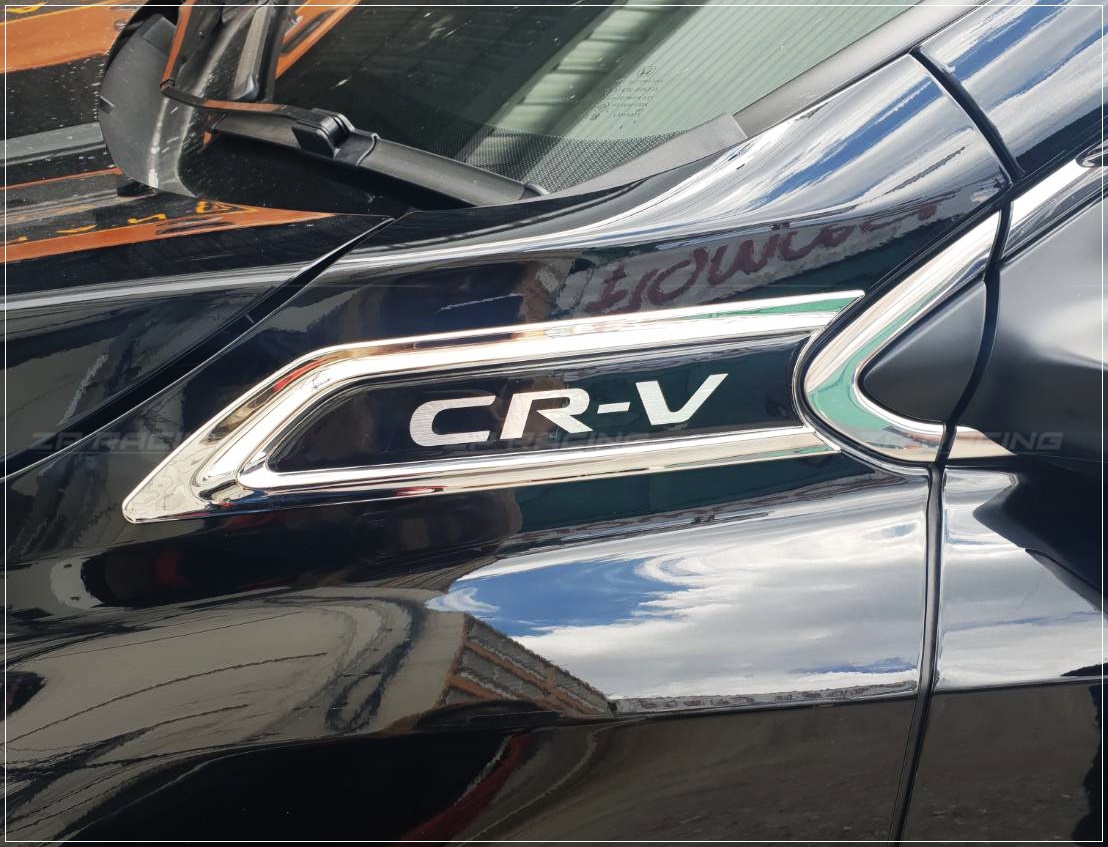 คิ้วตกแต่งซุ้มล้อด้านหน้า HONDA CR-V (G5)