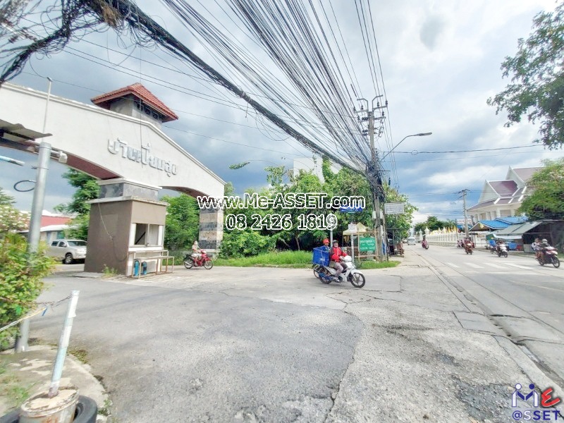 ขายทาวน์เฮ้าส์ หลังมุม ถนนเมน ย่าน วัดกู้ บ้านใหม่ บางพูด ติวานนท์ ปากเกร็ด : ม.เปี่ยมสุข : 2 ชั้น 21.8 ตร.วา