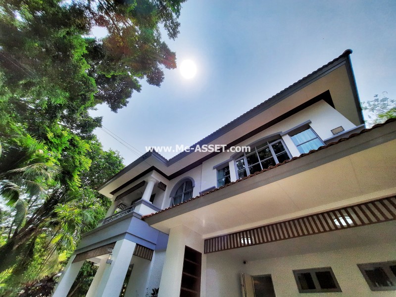 ขายบ้านเดี่ยว ม.นันทวัน วงแหวน-รัตนาธิเบศร์ ถ.ตลิ่งชัน-สุพรรณบุรี ต.เสาธงหิน อ.บางใหญ่ นนทบุรี ต้นโครงการ ติดสวนสาธารณะ หน้าบ้านไม่ชนใคร / พื้นที่ 2 ชั้น 146.7 ตารางวา