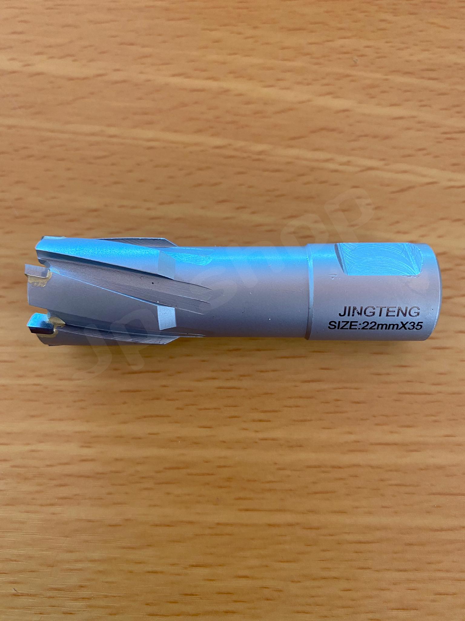 ดอกสว่านเจ็ทบอส แบบโฮลซอว์คาร์ไบสำหรับเจาะเหล็กหนา ด้วยสว่านแม่เหล็กไฟฟ้า ขนาด22*35มม. #2235