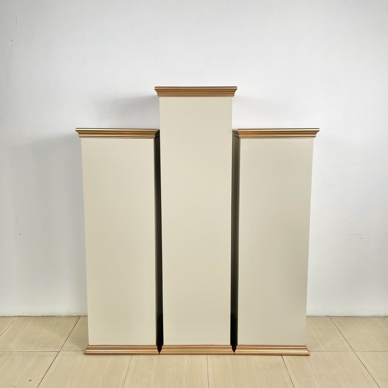 แท่นถวายพระพร สีครีมท็อปพิงก์โกลด์