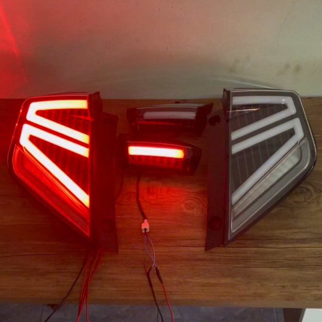 ไฟท้าย โคมไฟท้าย CIVIC FK W-Style Full LED รุ่นโคมกระจกใส