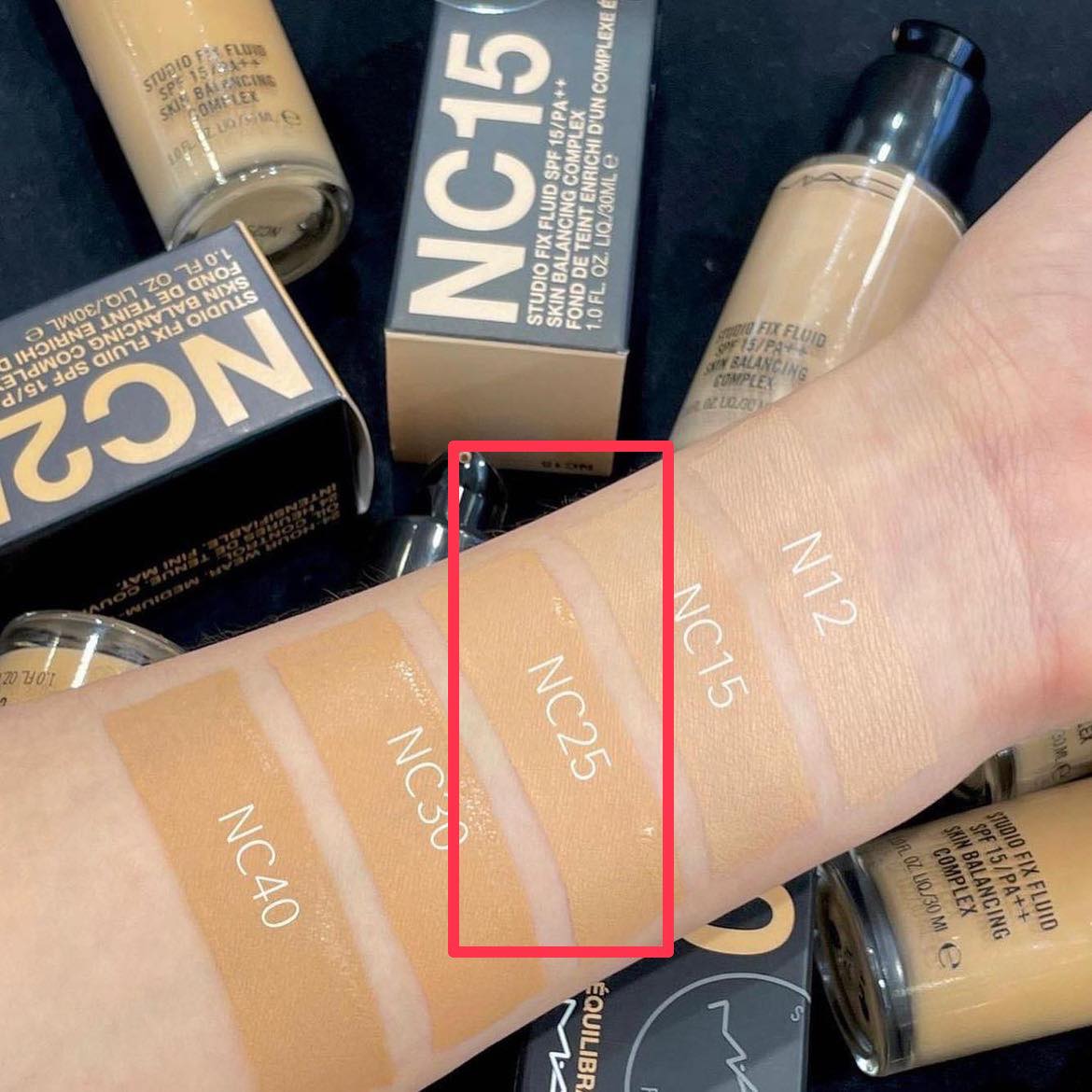 รองพื้น MAC Studio Fix Fluid SPF 15 ขนาด 30ml. ของแท้