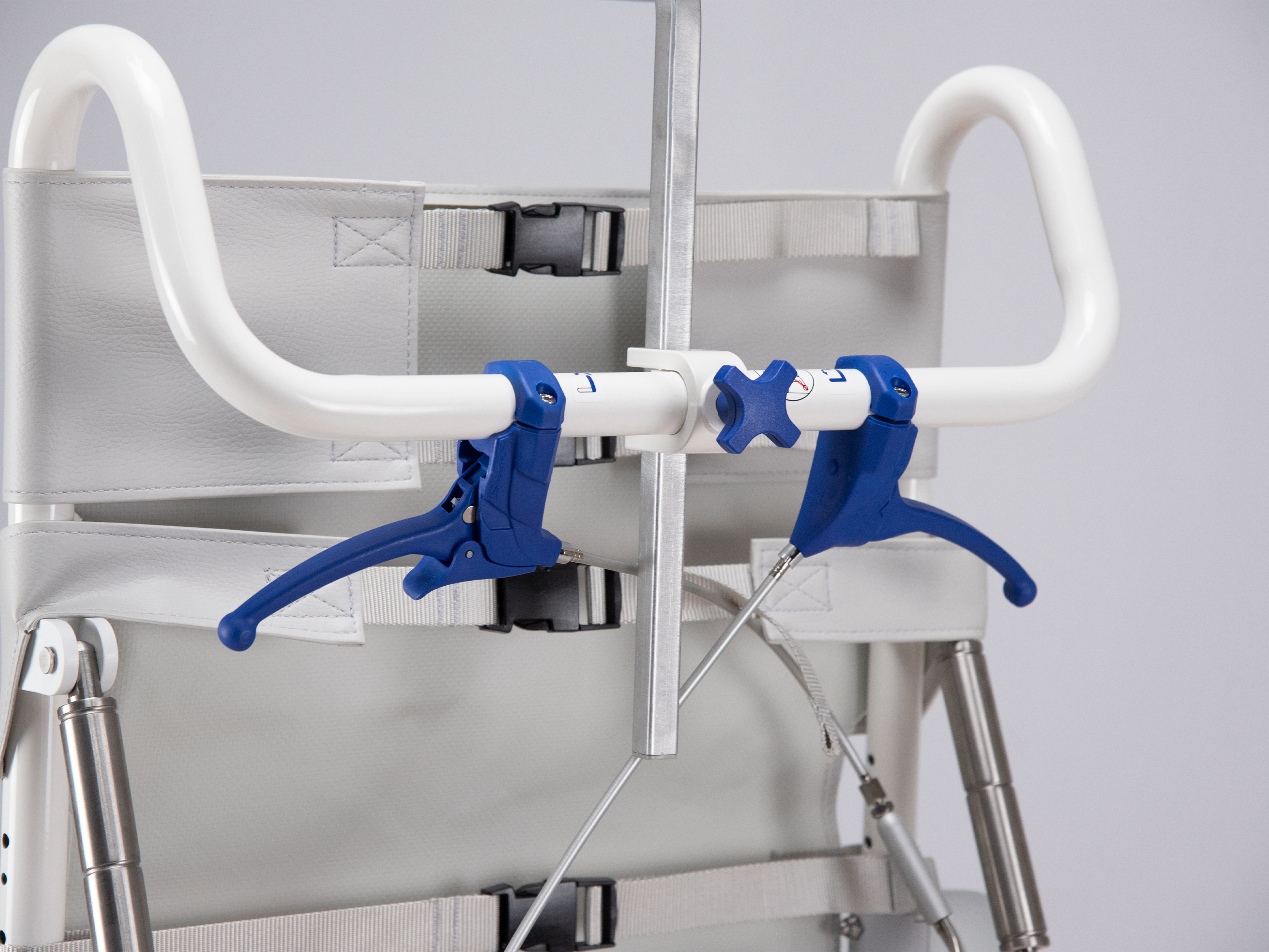 [🔥รุ่น Top] เก้าอี้อาบน้ำ ปรับเอนนอนได้ แบรนด์ INVACARE รุ่น Ocean Dual VIP รับประกันศูนย์ไทย 2 ปี