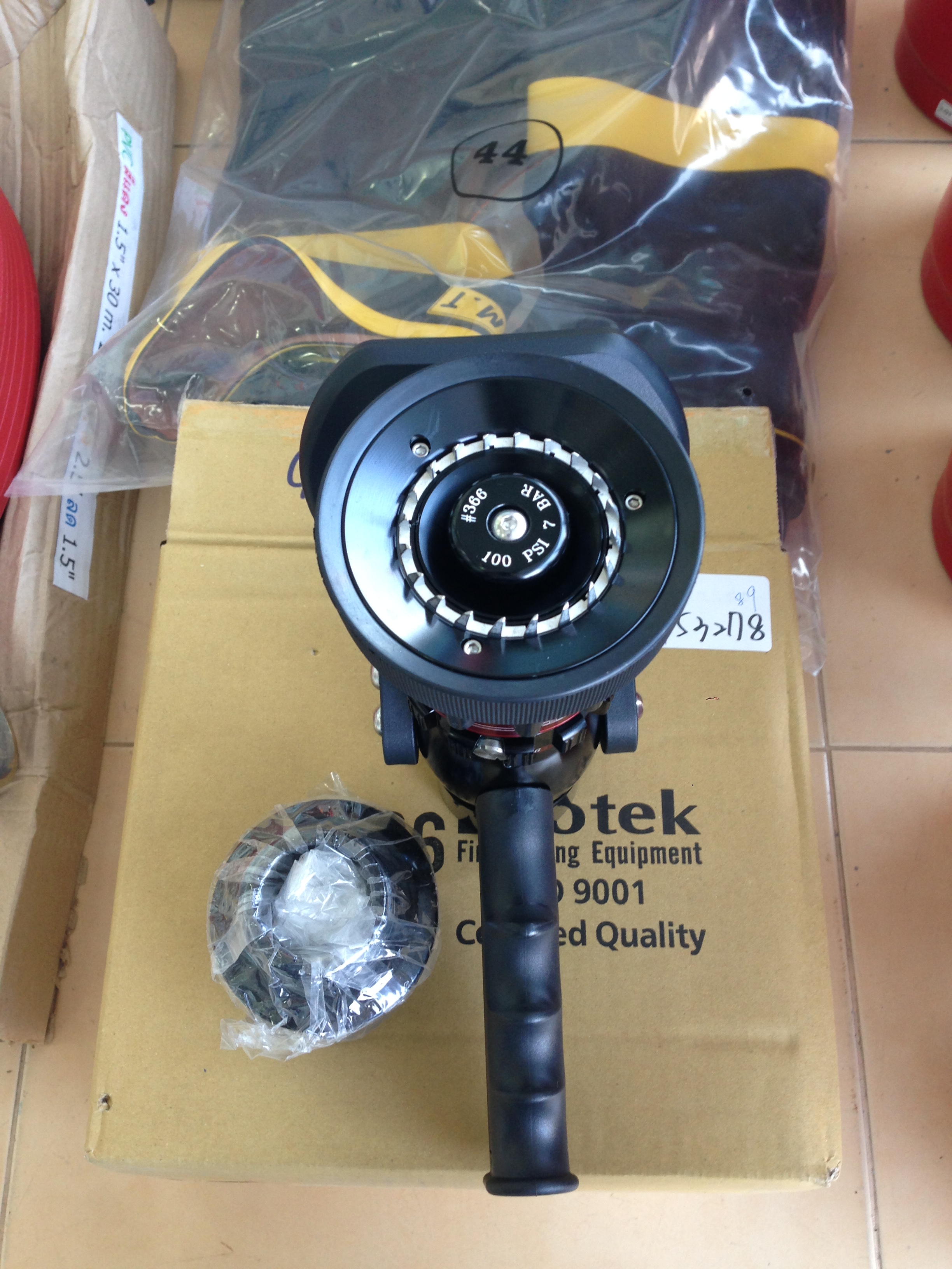 หัวฉีดลดแรงสะท้อน Fox ปรับระดับได้