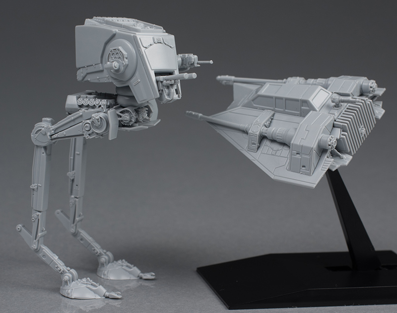 008 AT-ST and Snowspeeder BANDAI - Star Wars