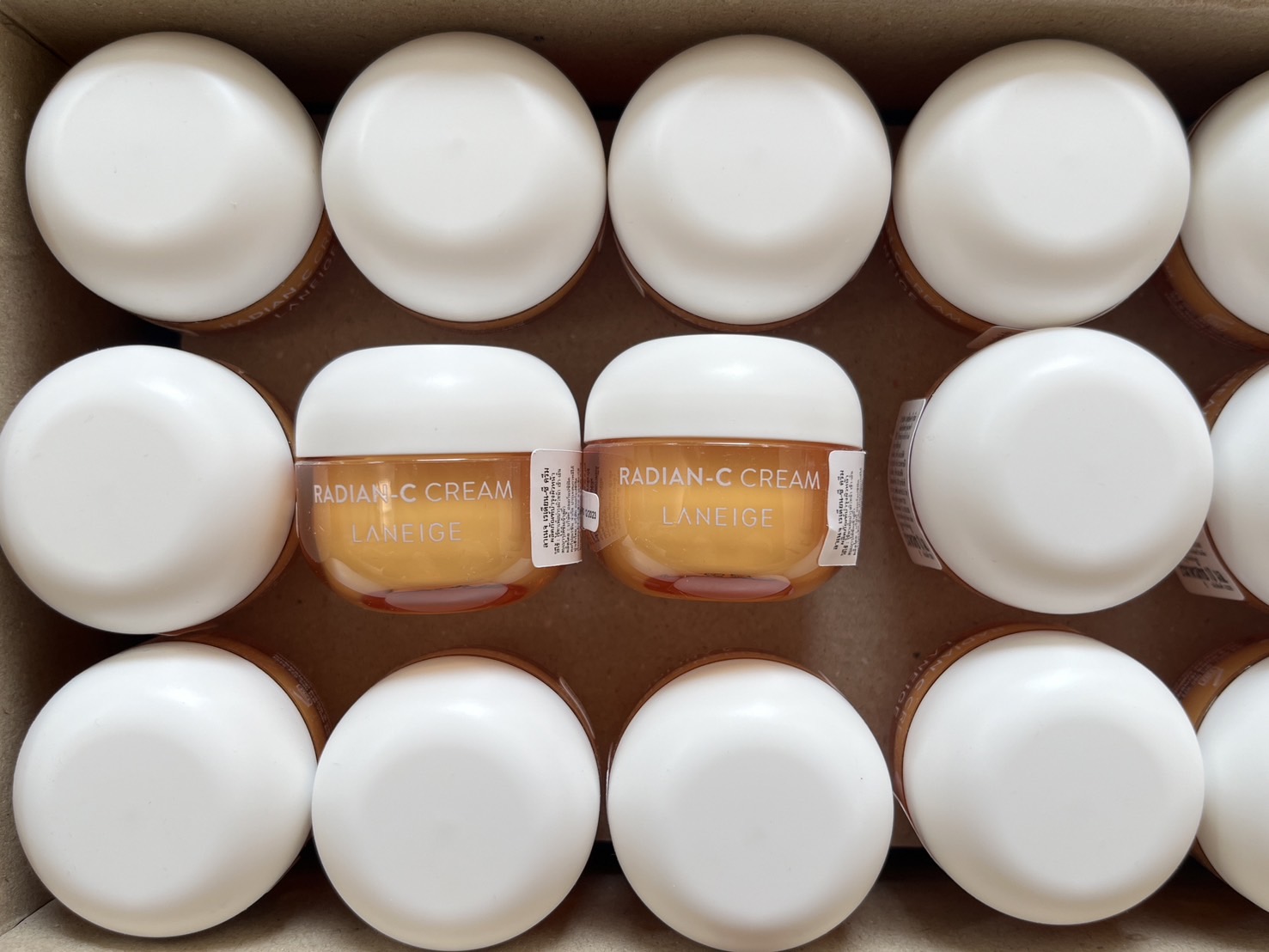 ขนาดทดลอง Laneige Radian-C Cream 10ml. ครีมลดเลือนจุดด่างดำ