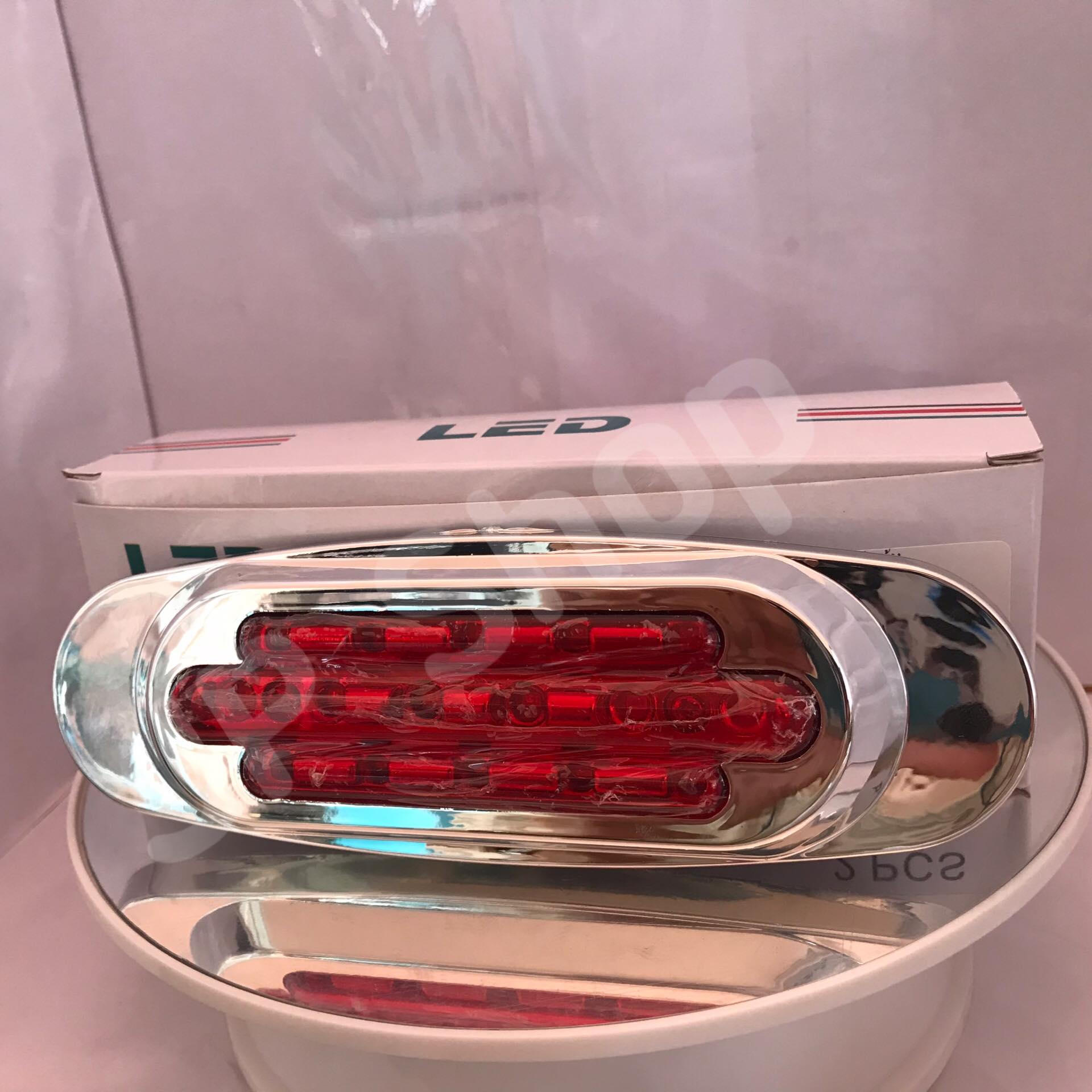 ไฟ 16 LED 12V-24V สีแดง #0390