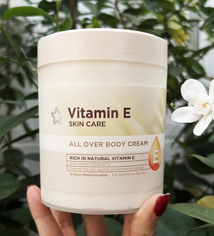 Superdrug Vitamin E All Over Body Cream 475ml. ครีมบำรุงสูตรวิตามิน E เข้มข้น