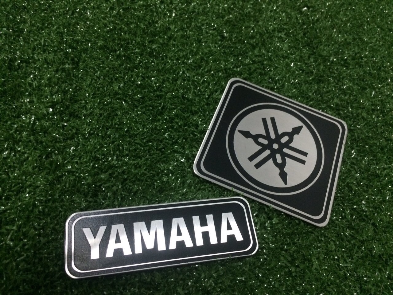 ป้ายกัดกรด YAMAHA