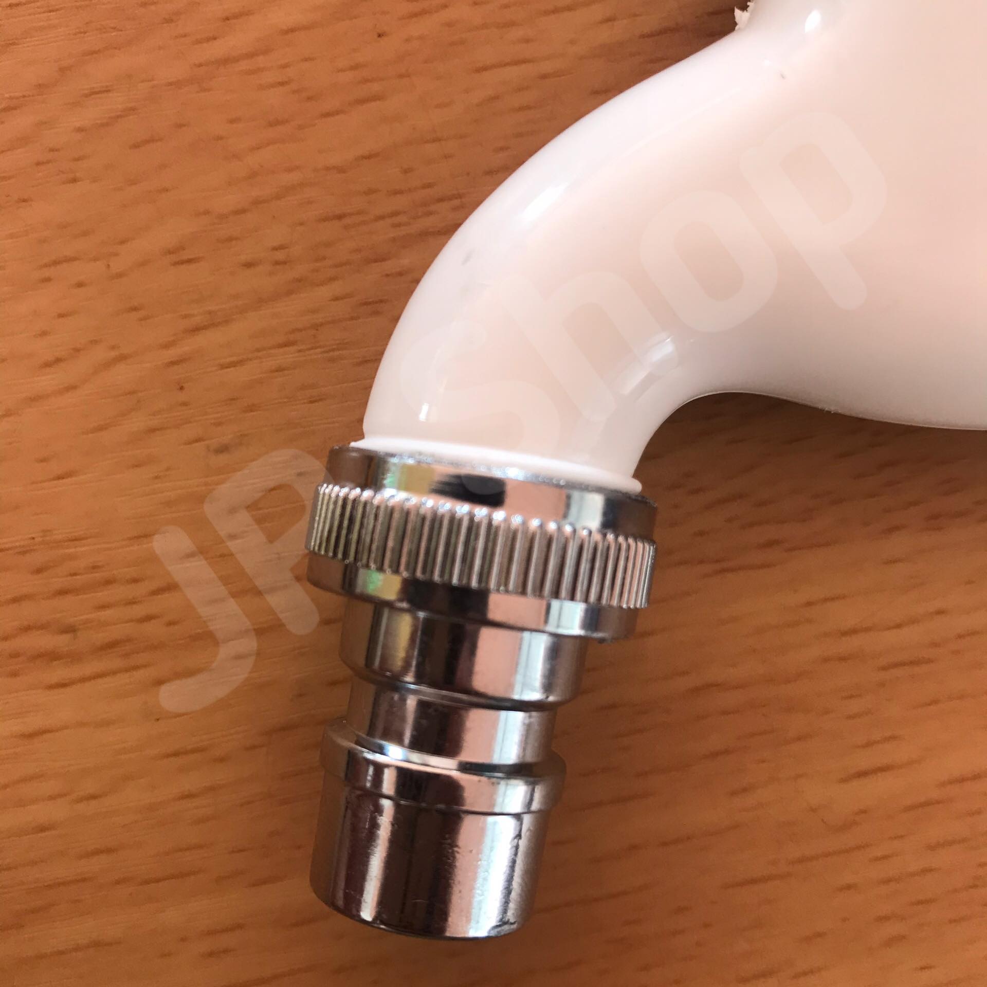 ก๊อกน้ำ 4 หุน พลาสติกABS เกลียวNPTชุบทองเหลือง คละสี #12345