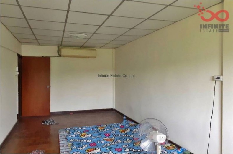 ขายทาวน์เฮ้าส์ ถ.เพชรเกษม ต.ท่าตำหนัก อ.นครชัยศรี นครปฐม ปากทางวัดไทร / พื้นที่ 2 ชั้น 15 ตารางวา