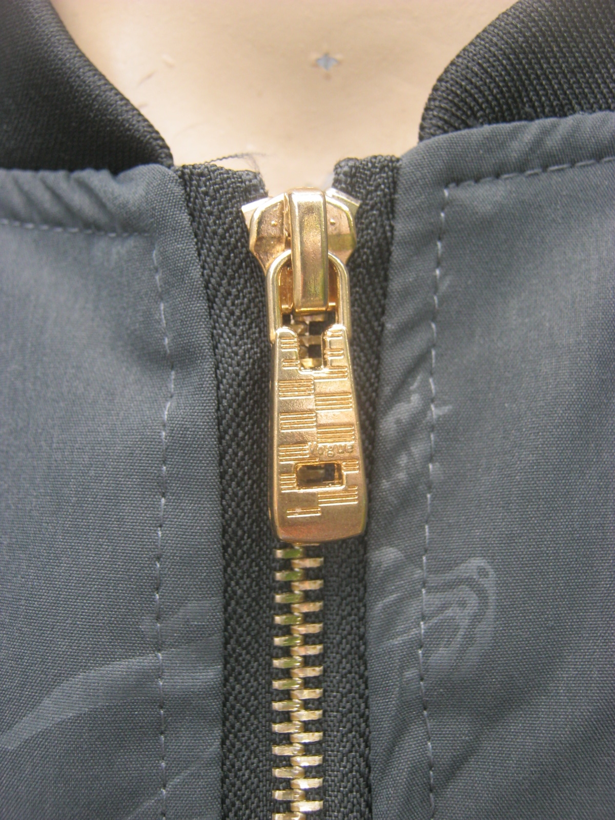 เสื้อแฟชั่นกันลมกันแดด